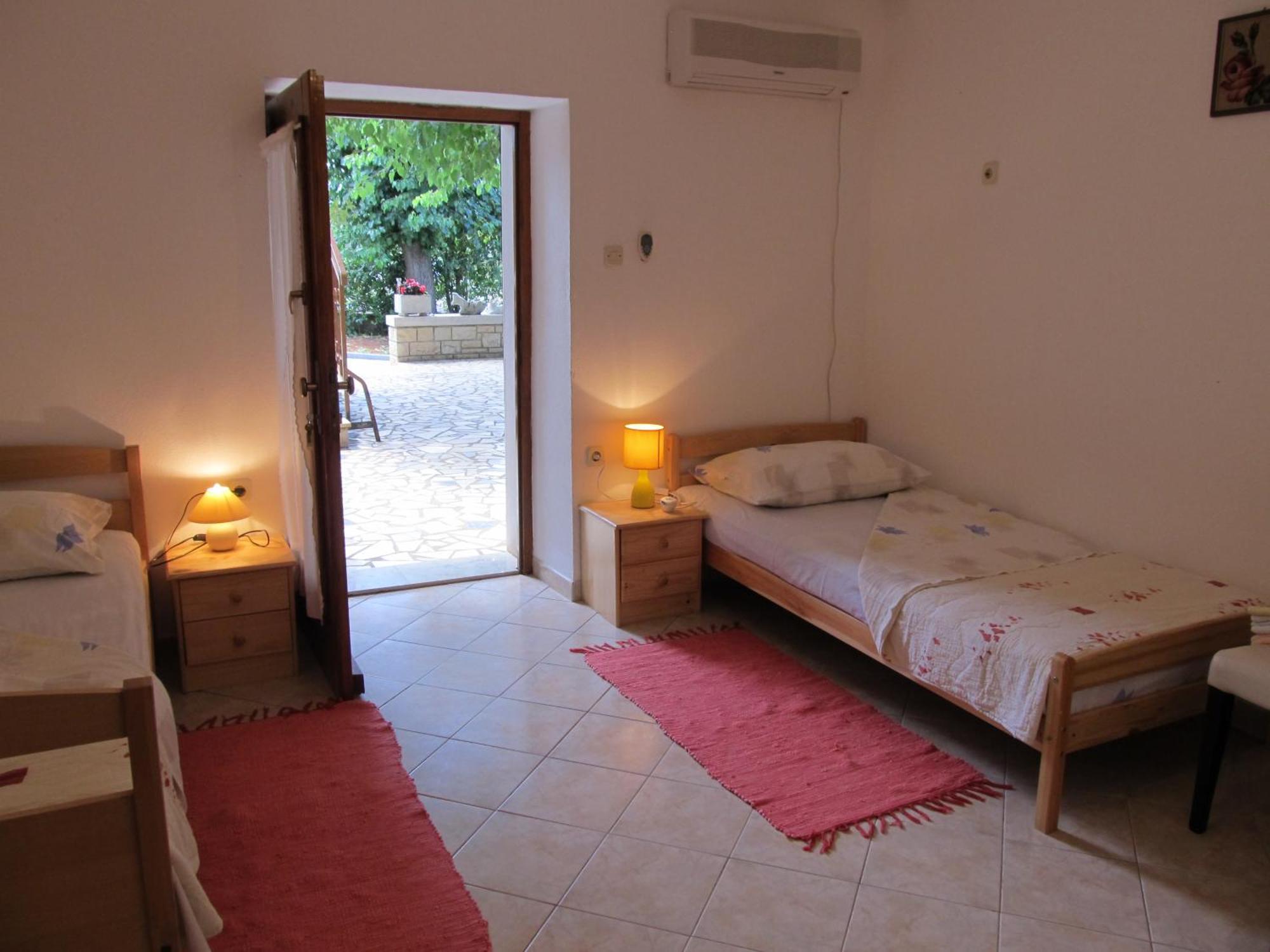 Apartments Vesna With Pool - New! Sveti Lovreč Pazenatički 客房 照片
