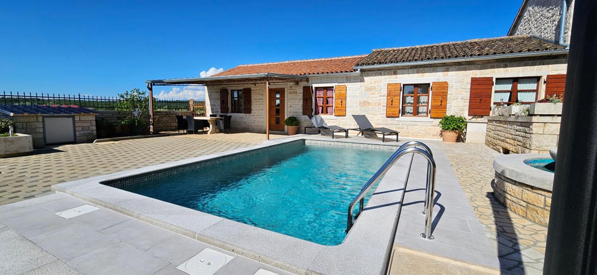 Apartments Vesna With Pool - New! Sveti Lovreč Pazenatički 客房 照片